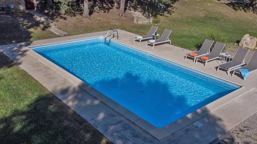 Location de vacances pour 10 personnes, avec piscine et jardin, animaux acceptés à Bollène - 3
