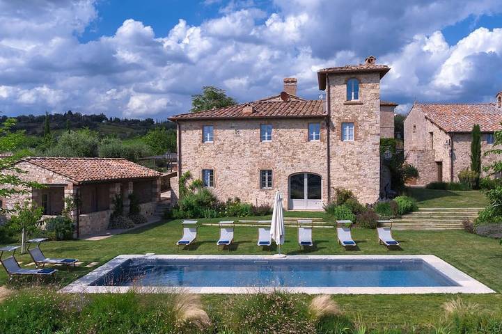 Location de vacances pour 10 personnes, avec Jardin à Monti (Toscane)