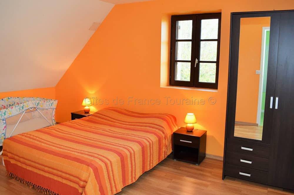 Gîte familial à Chemillé-sur-Indrois, 7 pers, confort et jardin in Chemillé-sur-Indrois, Région de Loches