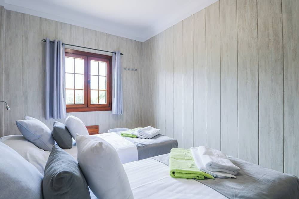Villa la Linde heated pool in Moya, Grande Canarie du Nord