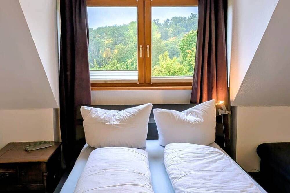 Eulennest im Ferienhaus an der Holzecke in Schnelldorf, Romantische Straße