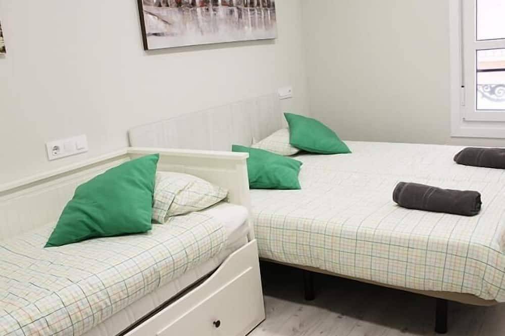 Entire apartment, Apartamentos Logroño Centro in Logroño, La Rioja Province