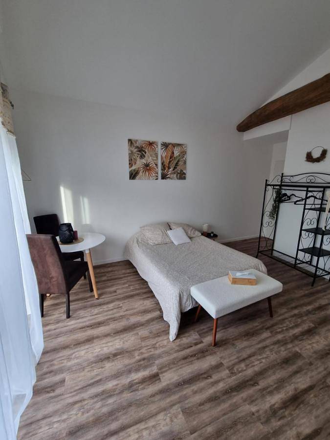 Gîte pour 2 personnes, avec terrasse et vue à Taponas