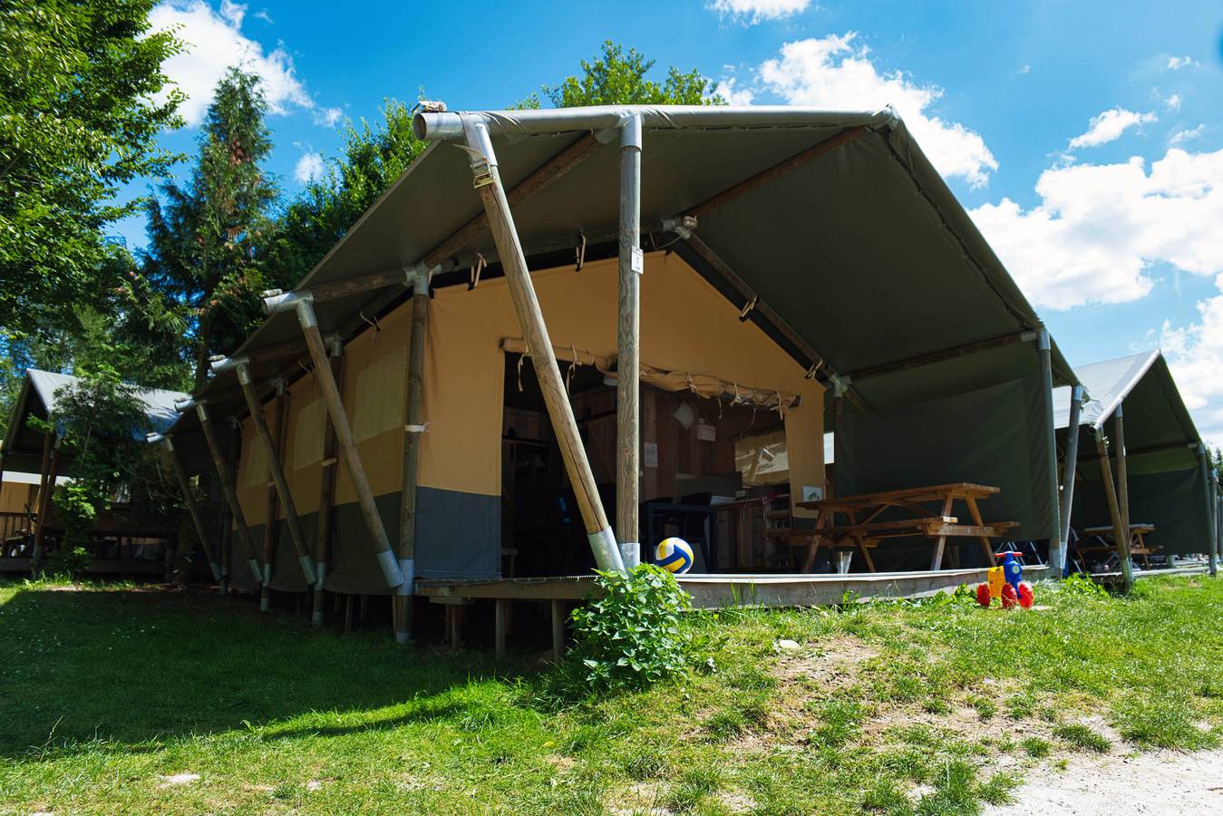 Ferienhaus für 6 Personen mit Pool in Region Liberec