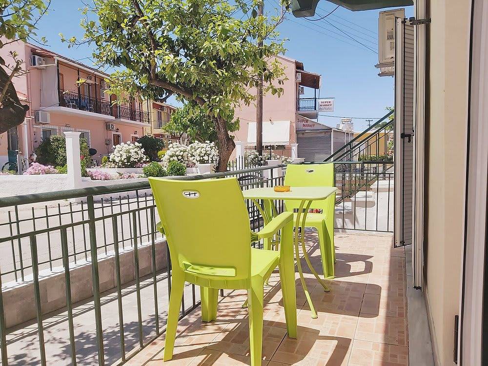 Entire studio, Corfu Frodo Studios, Few Moments from the Beach in Kavos, Corfu