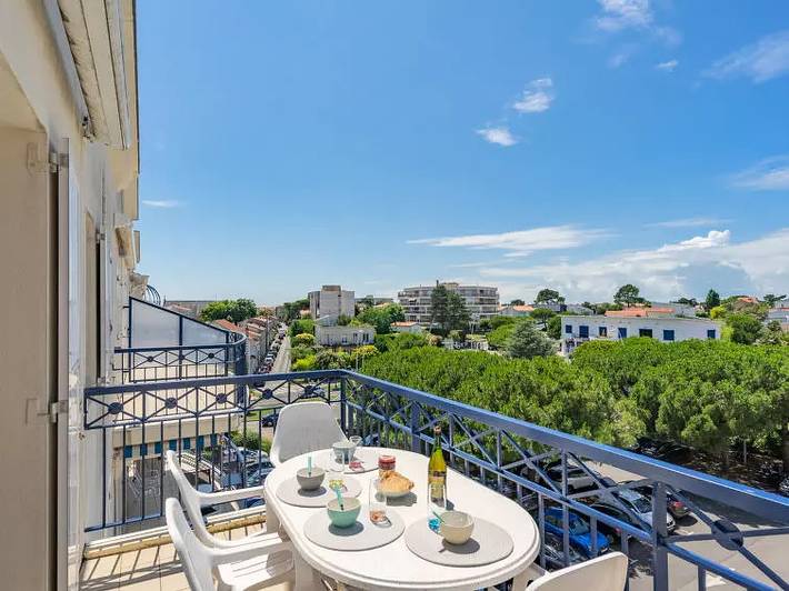 Gîte pour 4 personnes, avec piscine et balcon dans Casino de Royan - 3