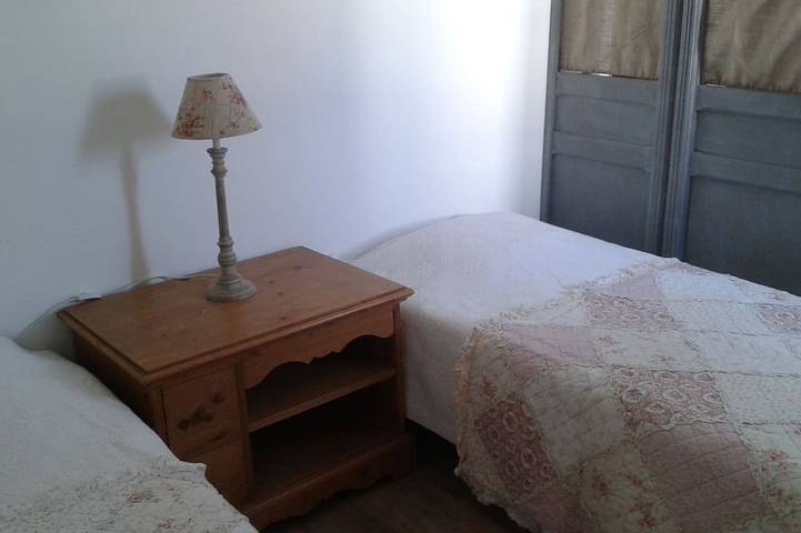 Gîte pour 5 personnes, avec jardin à Arces - 3