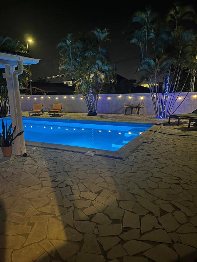 Chambre d’hôte pour 2 personnes, avec piscine ainsi que terrasse et vue en Guadeloupe - 2