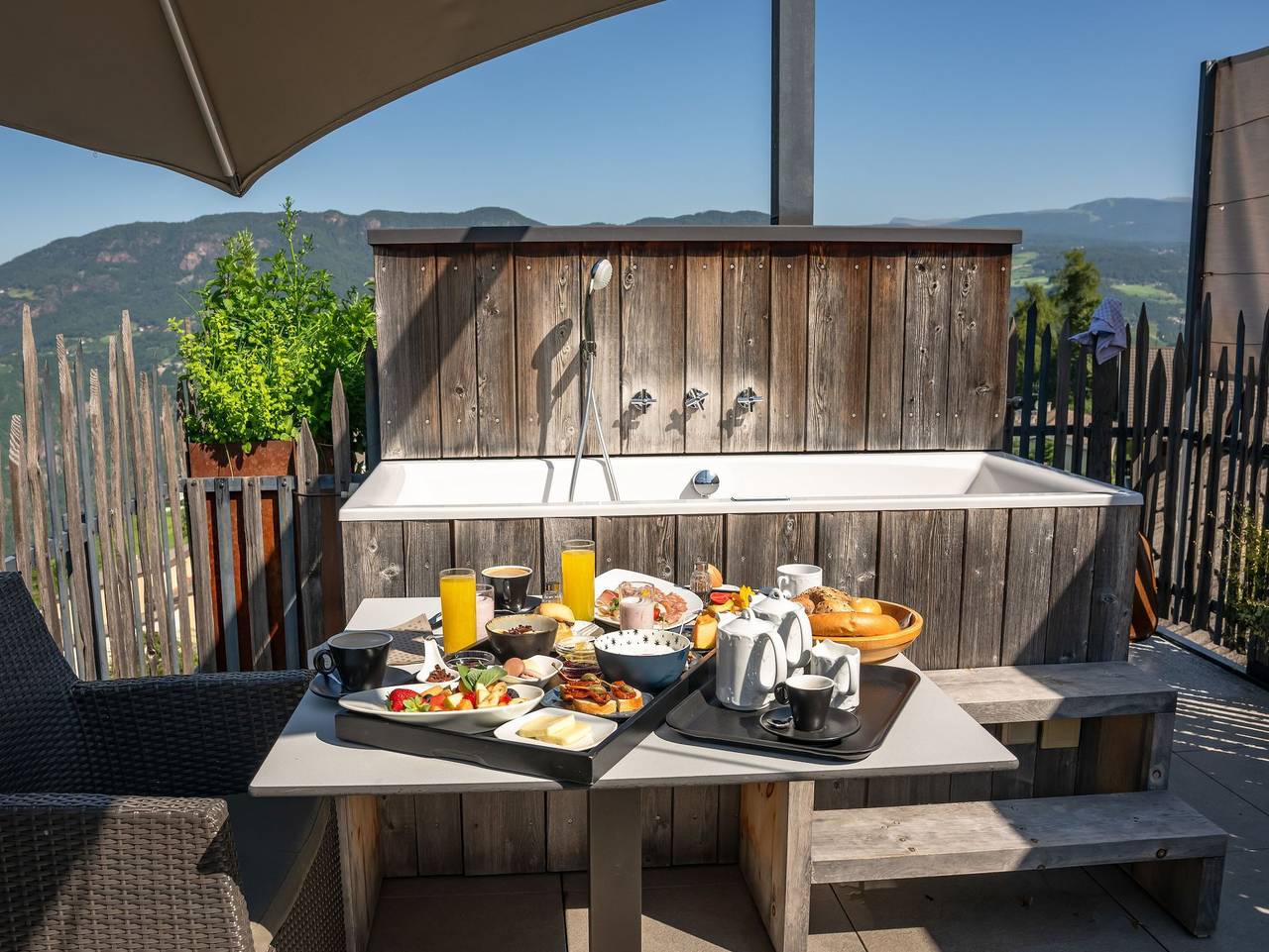 Ganze Ferienwohnung, Sonnleiten Dolomiten Residence - Ferienwohnung Sonnenalm 2 Sz in Steinegg (Karneid), Karneid