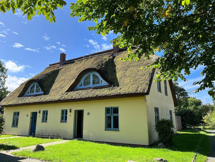 Ferienhaus für 6 Personen, mit Terrasse und Garten sowie Sauna in Neuenkirchen (Rügen)