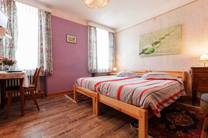 Hôtel pour 3 personnes, avec terrasse et vue, animaux acceptés à Berdorf - 3