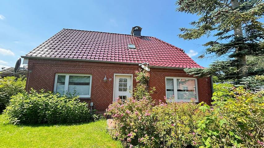 Ferienhaus für 6 Personen, mit Garten in Emden