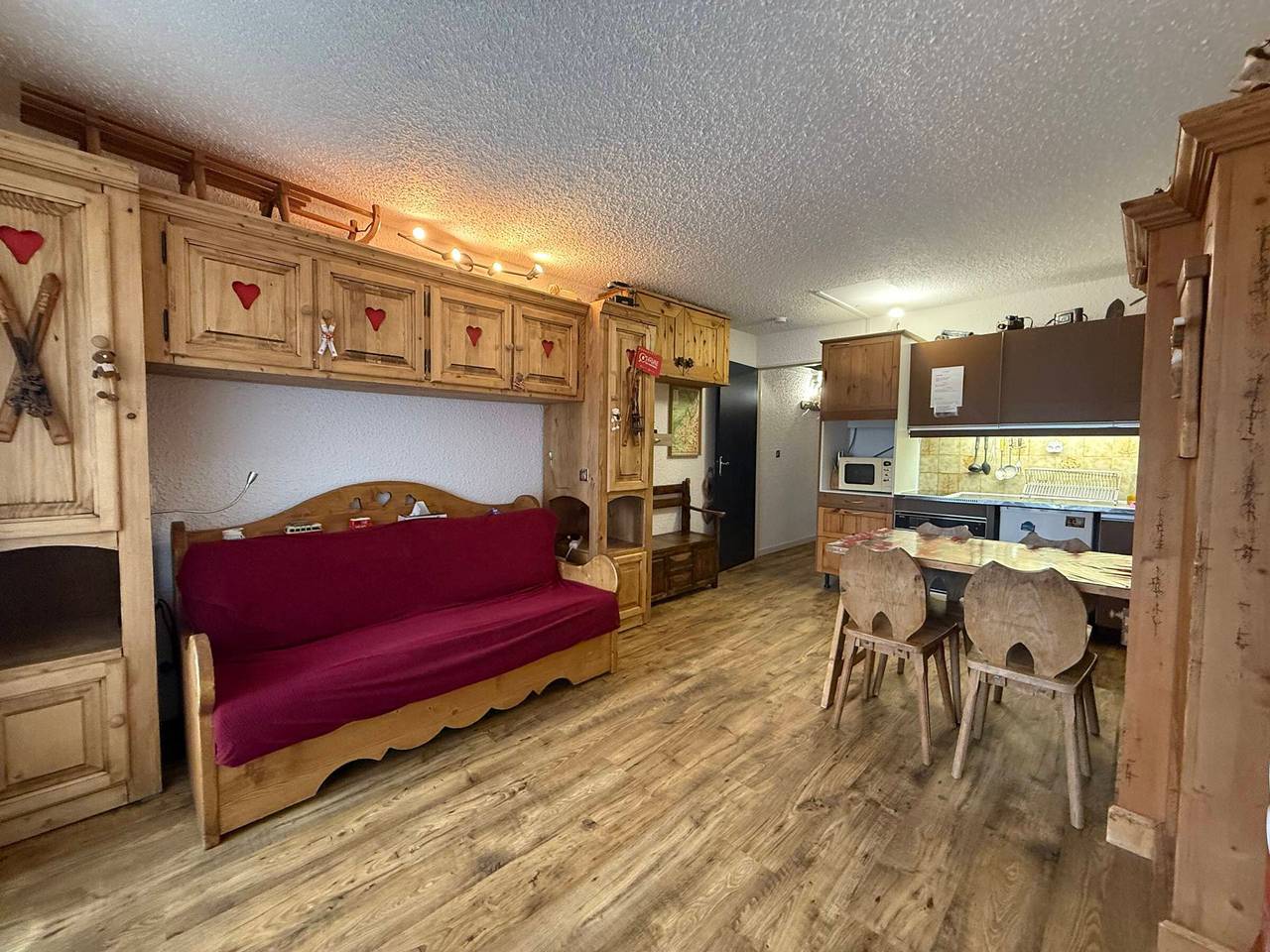 Ganzes Studio, Gemütliches Studio an der Piste, Balkon, bis zu 4 Personen in Corrençon-en-Vercors, Parc naturel régional du Vercors