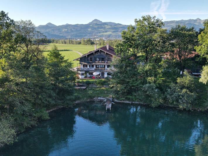 Bauernhof für 4 Personen, mit Balkon und Terrasse sowie Garten und Seeblick