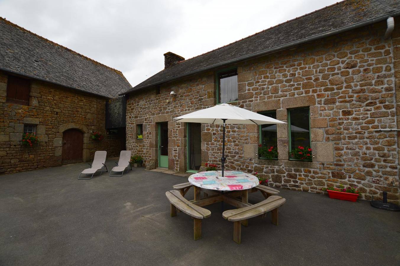 Holiday Rental for 4 People in Vieux-Vy-sur-Couesnon, Bretagne