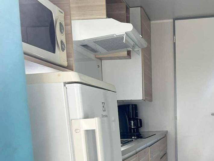 Mobil home pour 4 personnes à Saint-Julien-de-Peyrolas - 2