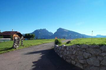 Gîte pour 5 personnes, avec jardin et jacuzzi à Aeschi bei Spiez