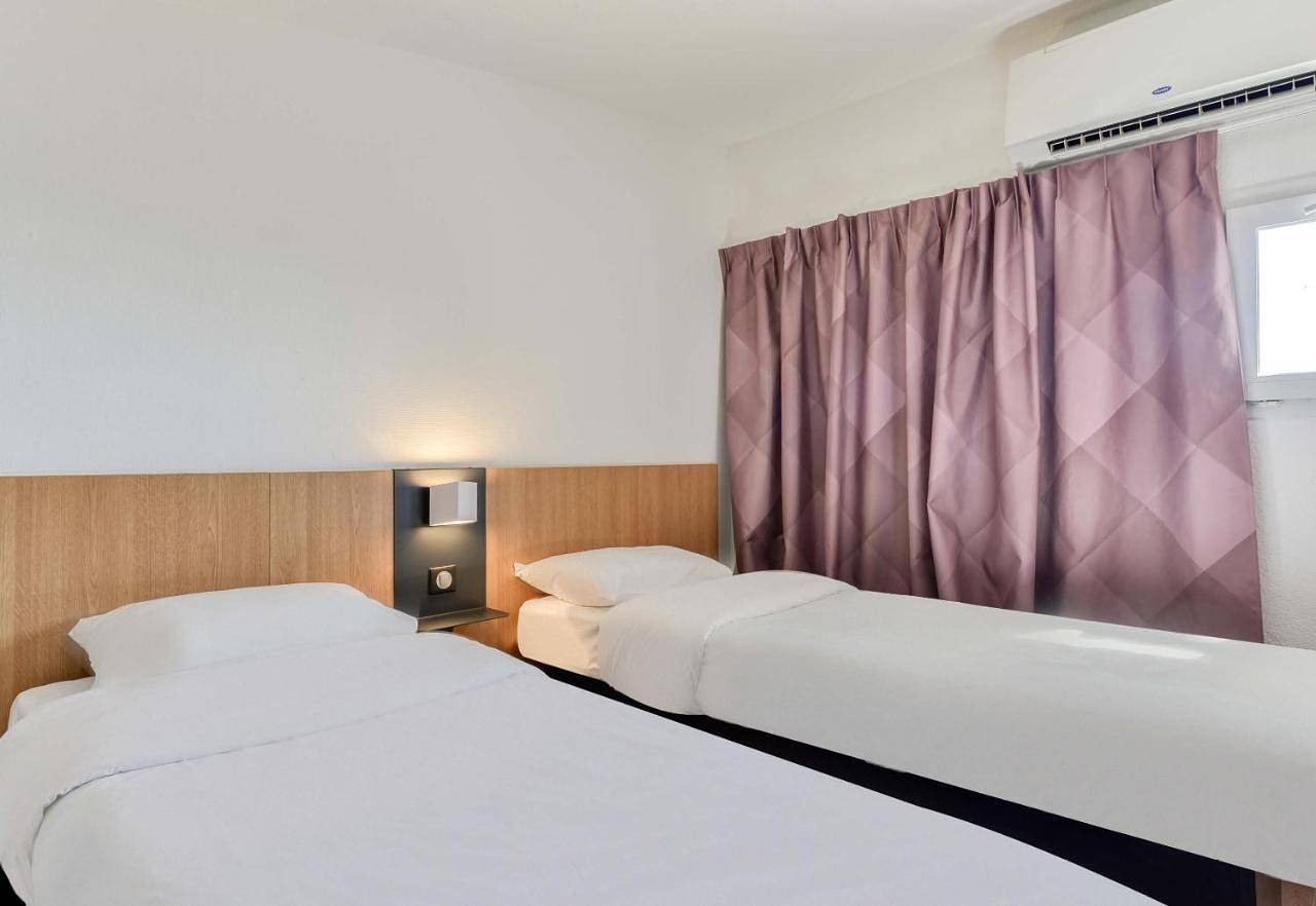 B&B Hotel Béziers in Villeneuve-lès-Béziers, Côte d'Améthyste