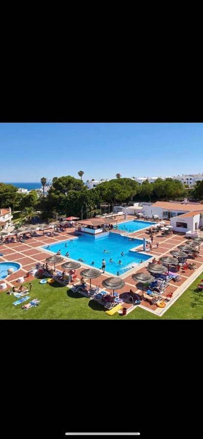 Apartamento de férias para 3 pessoas, com jardim e piscina e ainda piscina infantil - 1