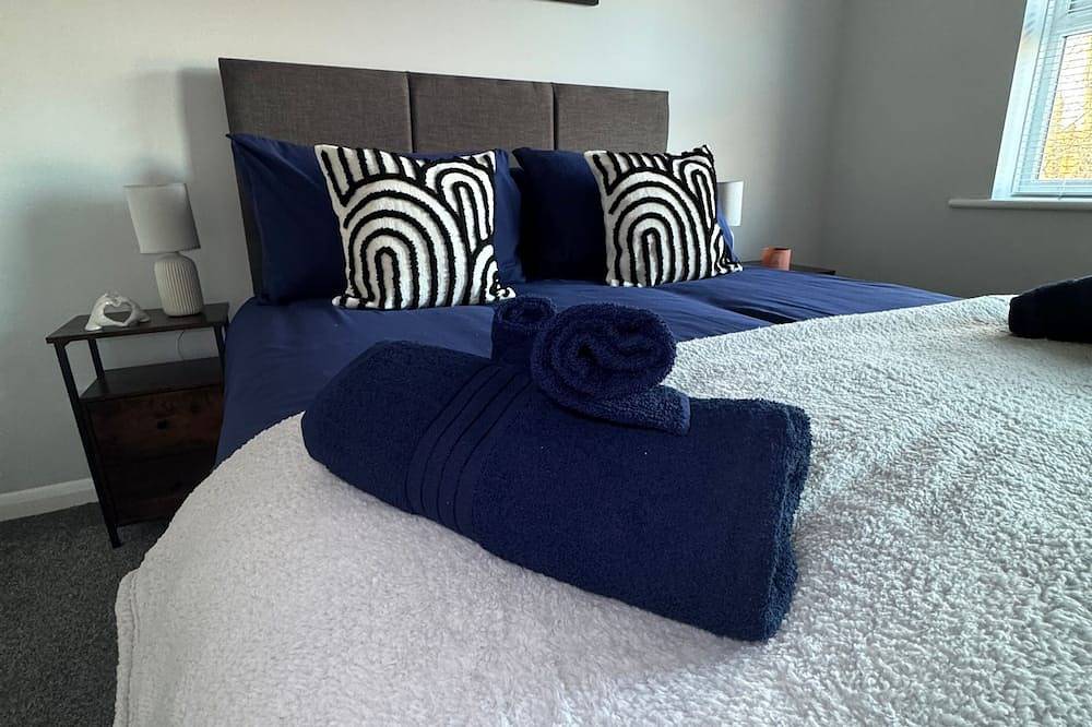 Oakleigh Way, Carlisle - 2 Bedroom, sleeps 4, Fully furnished in Carlisle, Cumbria