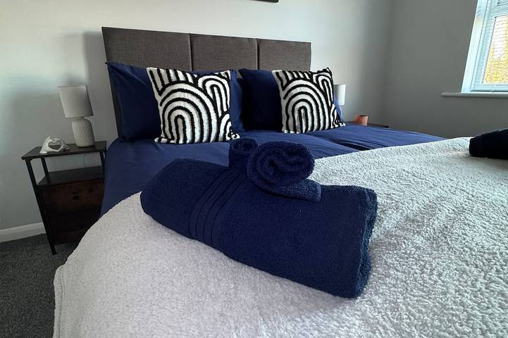 Oakleigh Way, Carlisle - 2 Bedroom, sleeps 4, Fully furnished in Carlisle, Cumbria