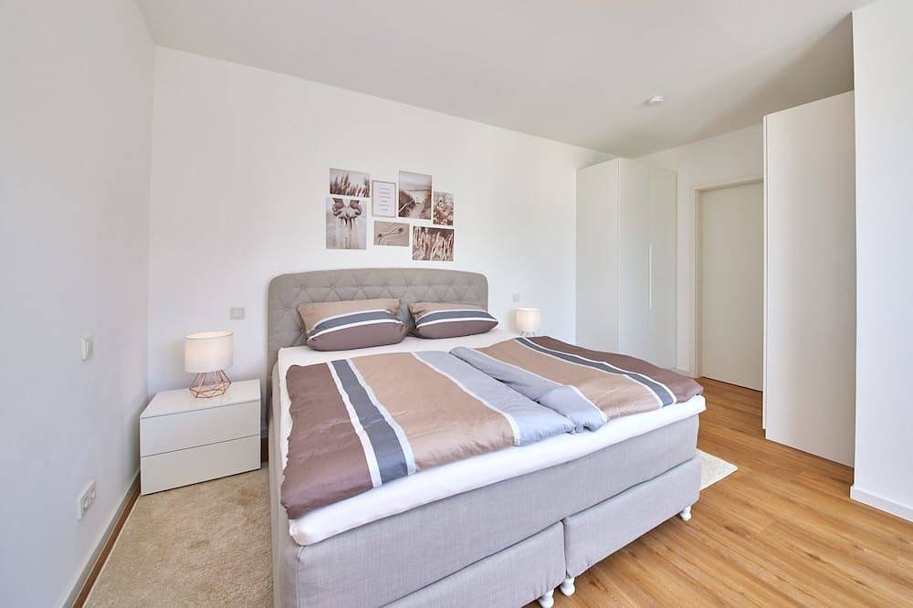 Ganze Wohnung, *Direkter Moselblick*95qm Penthouse*Neubau*Ruhig*Terrassen* in Kinheim, Bernkastel-Kues & Umgebung