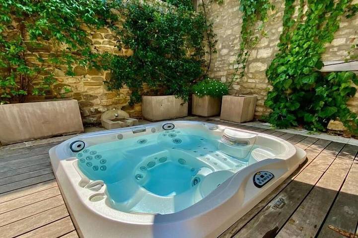 Maison d’hôte pour 2 personnes, avec Jacuzzi et Jardin
