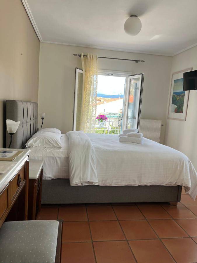 Appart’hôtel pour 3 personnes, avec Balcon et Terrasse ainsi que Jardin et Vue