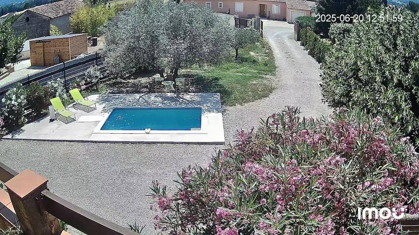 Gîte pour 5 personnes, avec terrasse et piscine, animaux acceptés à Puyméras - 2