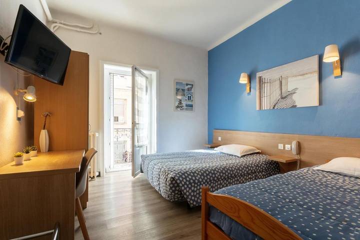 Hôtel pour 3 personnes dans Gare De Montpellier Saint Roch - 2
