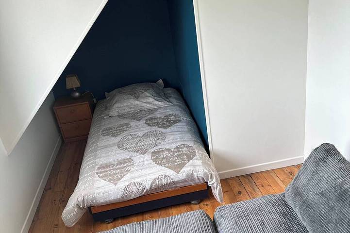 Just 5 minutes from the harbor and 1,500 meters from the beaches, this comfortable home is perfect for a relaxing stay! in Douarnenez, Iroise