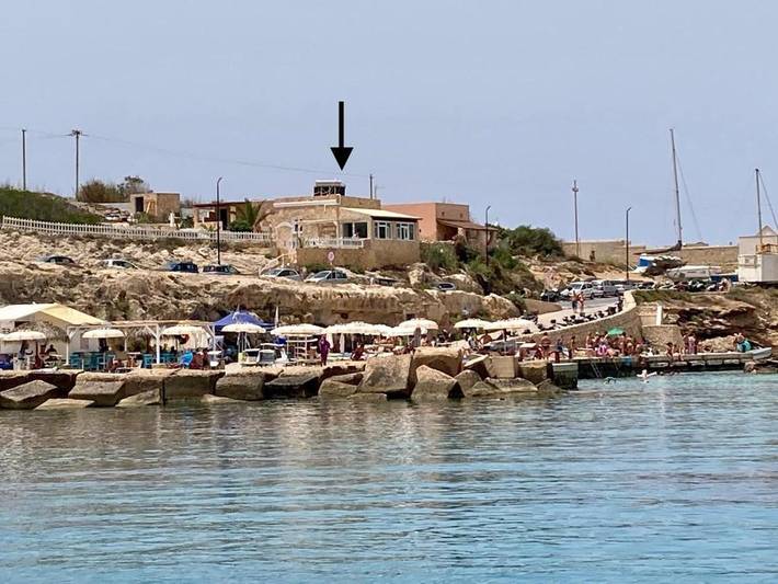 Location de vacances pour 4 personnes, avec vue ainsi que balcon et jardin dans Lampedusa - 4