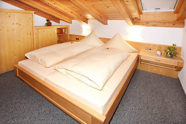Ferienwohnung für 2 Personen, mit Balkon in Krün - 2