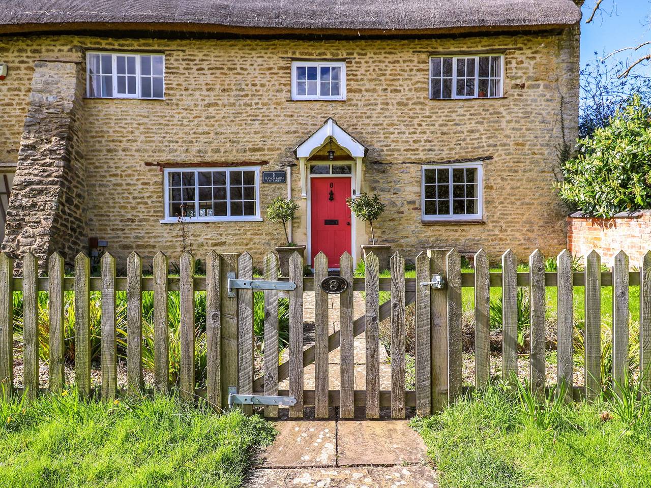 Manor Farm Cottages in Milton Keynes, Zuidoost Engeland