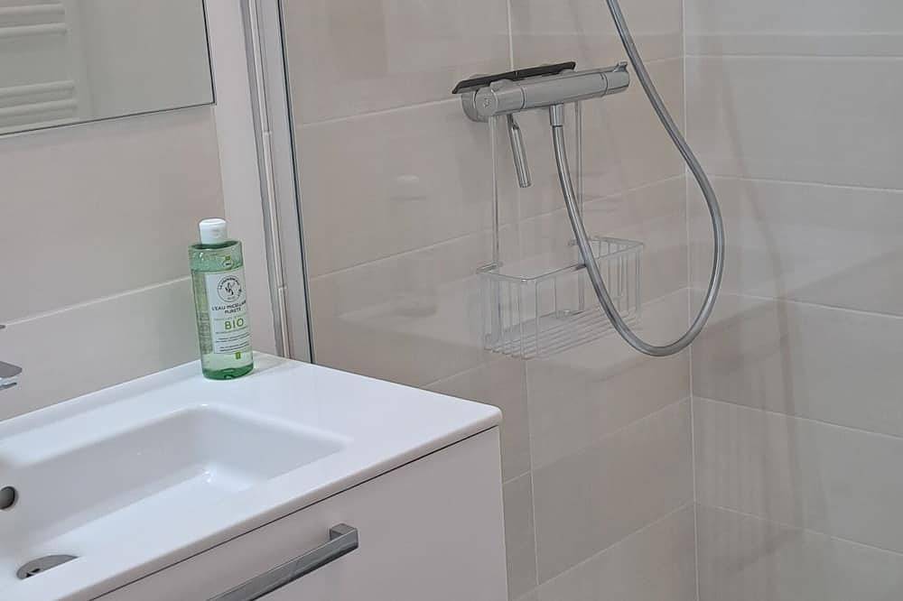 Entire apartment, T2 new, great comfort, quartier les Carmes, Figeac in Figeac, Massif Central