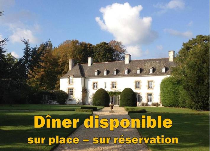 B&b voor 2 personen, with Terras and Whirlpool as well as Tuin and Zwembad in Saint-Malo