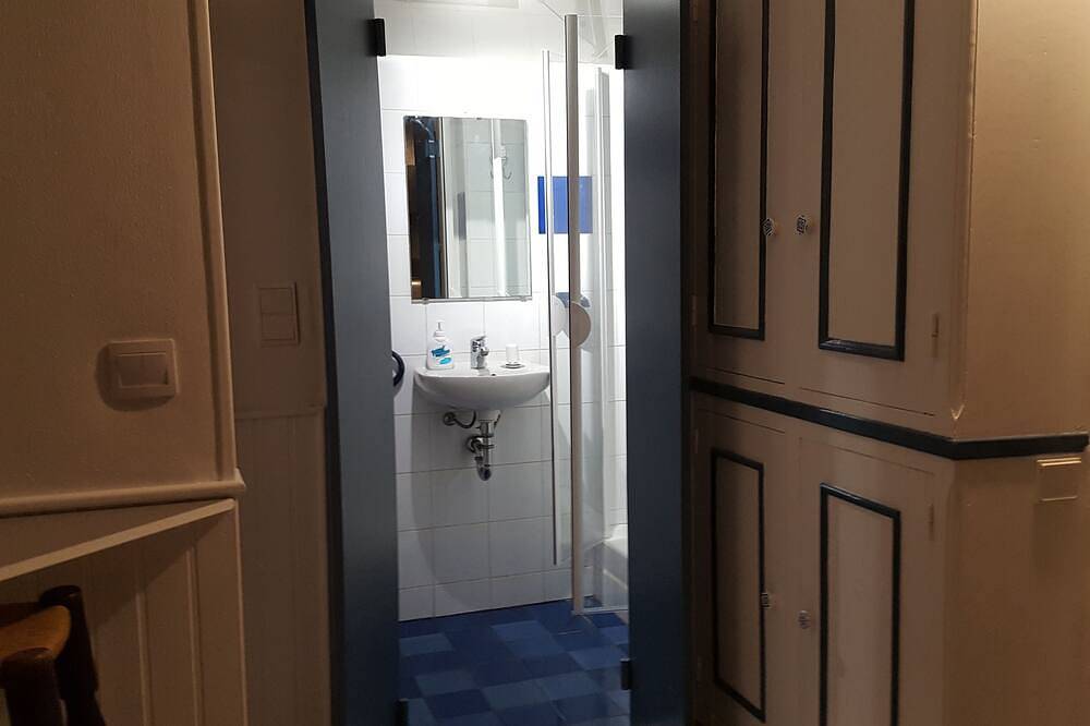 Appartement entier, Le Yucca studio + piscine privé (partagée)chauffée in Boulouris, Saint-Raphaël