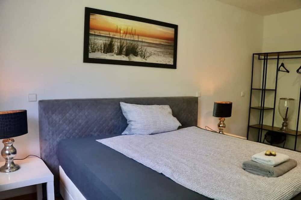 Ganze Wohnung, 3Zi, Bad, Küche, Backofen, Balkon, Parkplatz in Meppen, Hasetal