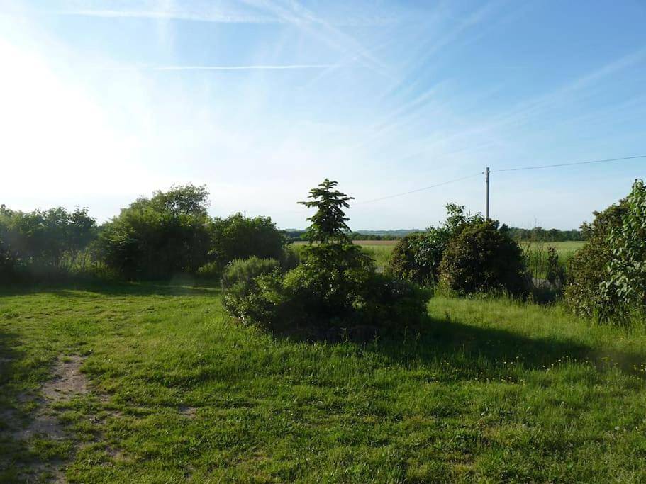 Appartement entier, One-Bedroom Apartment in Coufouleux, Région d'Albi