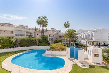 Apartment for 4 People in Playa de Burriana, Nerja, Photo 2