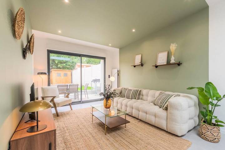 Maison d’hôte pour 6 personnes, avec terrasse et jardin