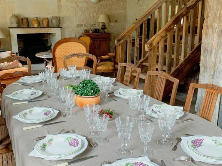 Location de vacances pour 10 personnes, avec terrasse et jardin à Benais - 2