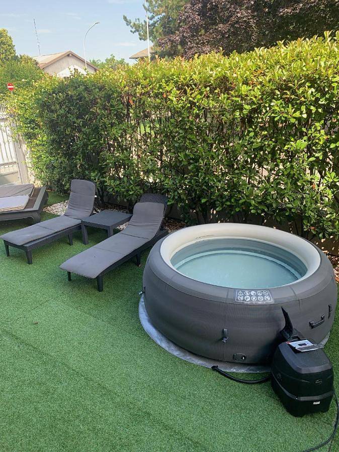 Location de vacances pour 11 personnes, avec jardin à Cornaredo - 4