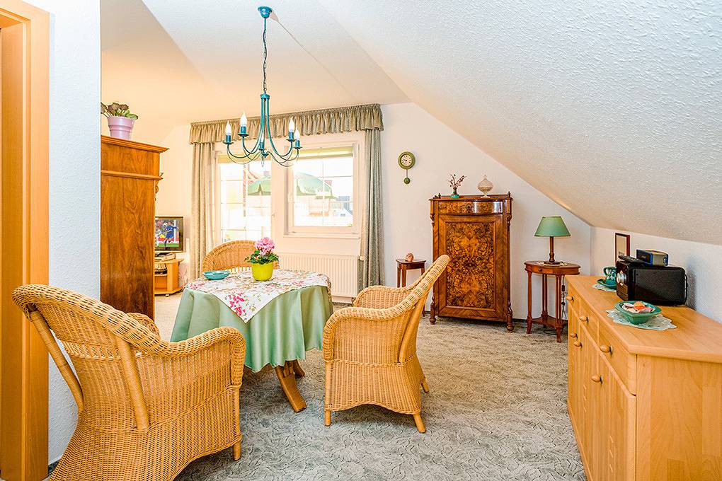 Ganze Ferienwohnung, D 061.018 - Ferienwohnung Steinbach in Wustrow, Fischland