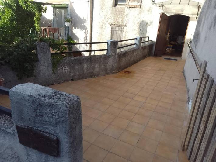 Location de vacances pour 5 personnes, avec vue et terrasse, animaux acceptés à Montmeyan - 3