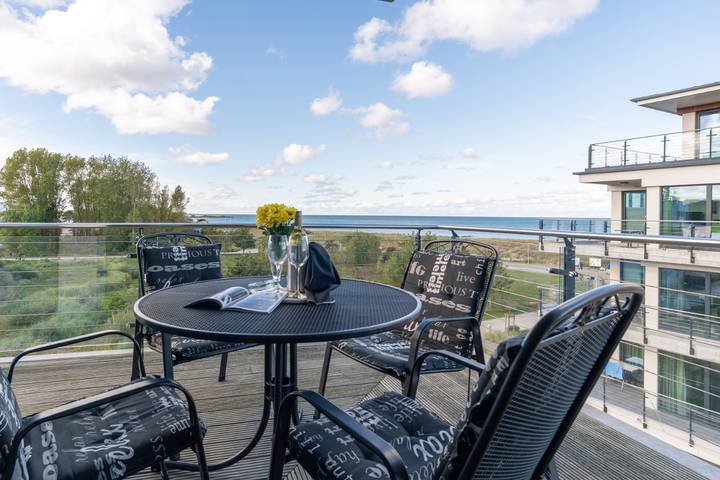 Ferienwohnung für 4 Personen, mit Meerblick und Balkon sowie Sauna - 1