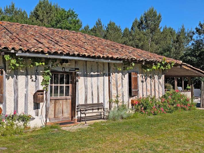 Location de vacances pour 6 personnes, avec vue et jardin à Ychoux - 3