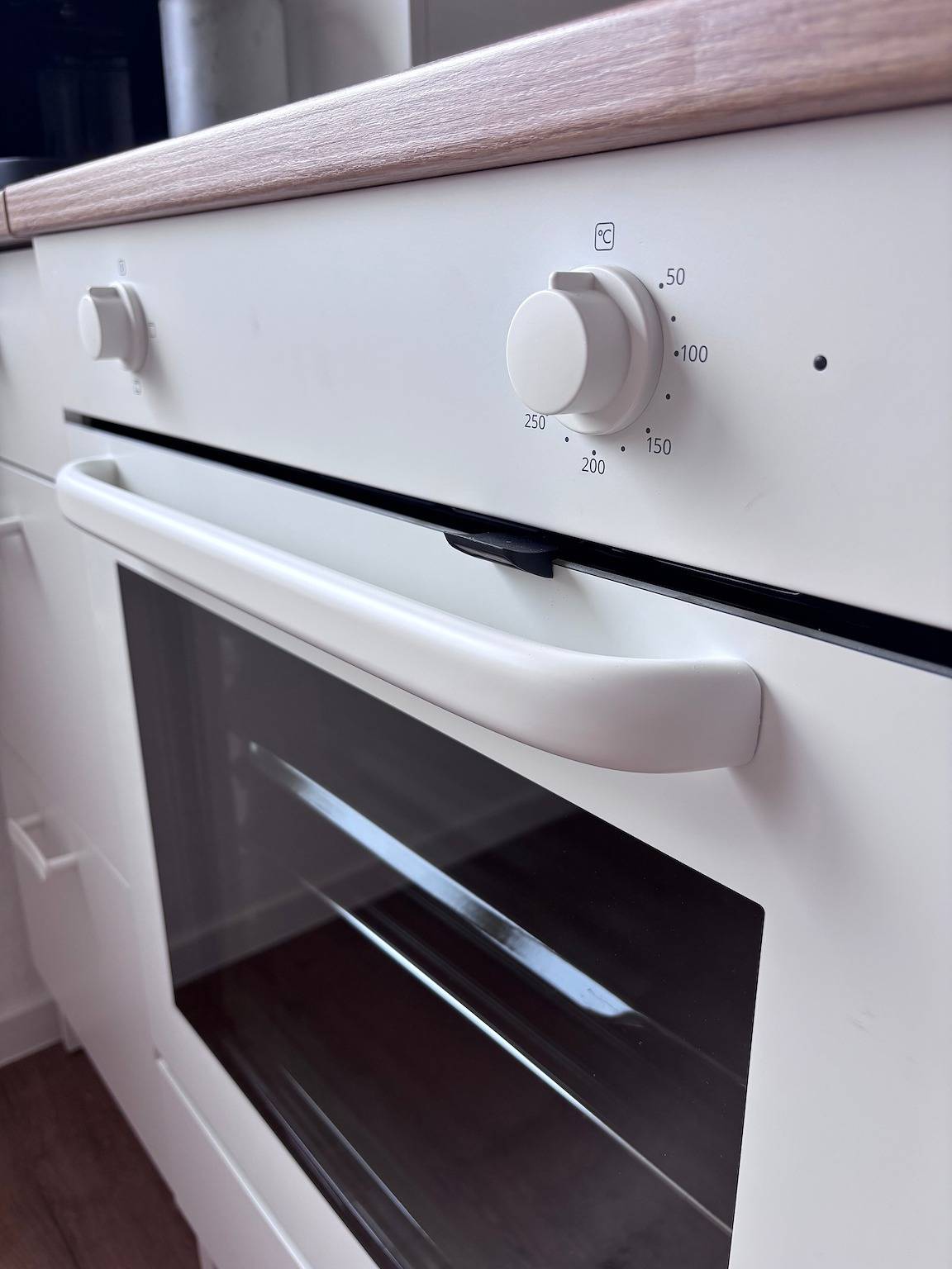 Ganze Wohnung, Frisch renovierte Ferienwohnung am Bienhorntal mit Wlan in Koblenz, Osteifel