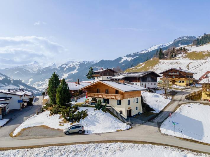 Ferienhaus für 12 Personen, mit Balkon und Terrasse sowie Garten und Sauna in Großarltal