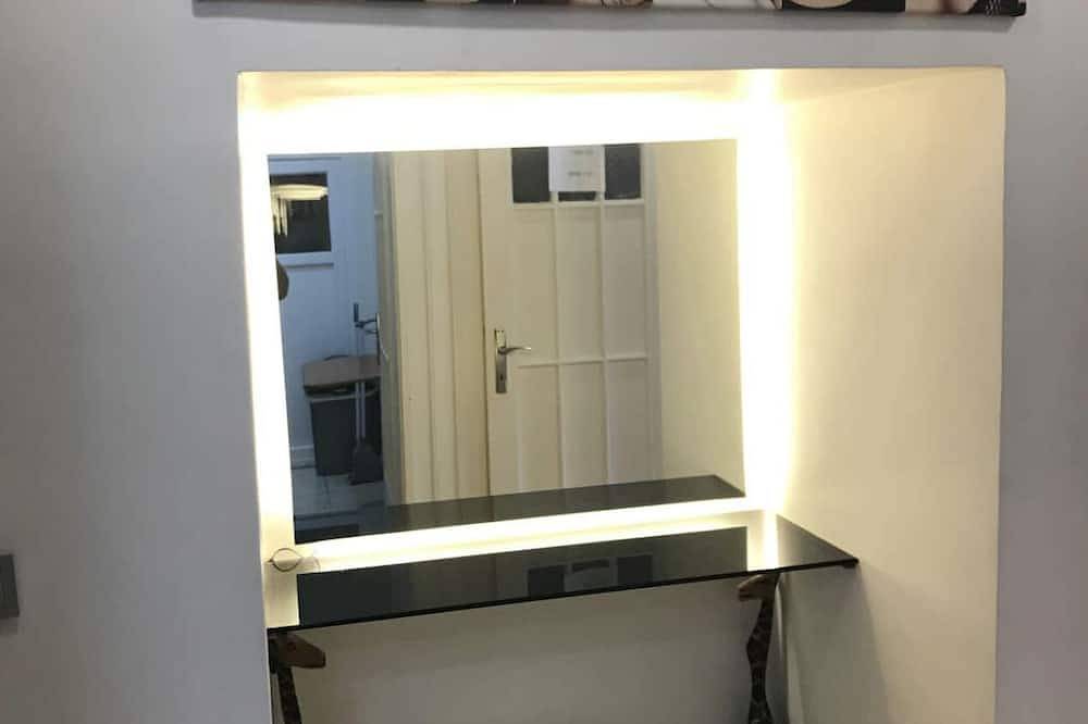 Appartamento 4 camere da letto di lusso arredato Nişantaşı A soli 20 metri dalla metropolitana in Şişli, Halaskargazi Mahallesi